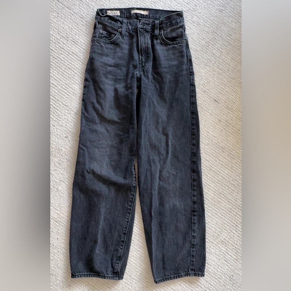 Levi Baggy Black Dad Jeans